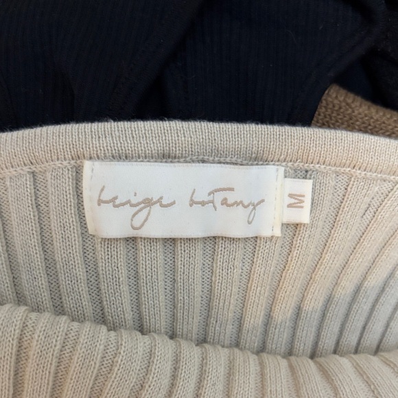 Cream Ribbed Knit Crop Top - Picture 4 of 4